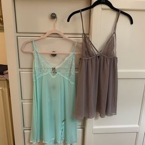 Two VS slips